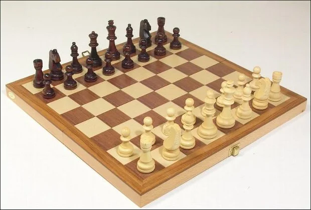 Automatic Chess